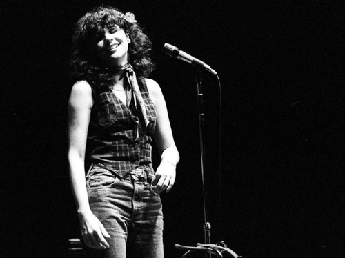 Linda ronstadt glossy - ronstadt,